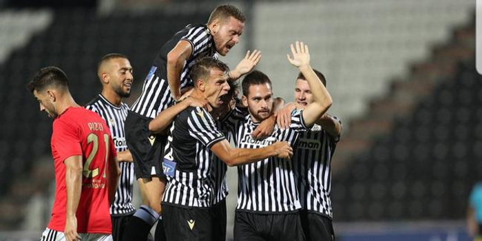 里昂德比战火花四溅,传统豪强握手言和各取一分